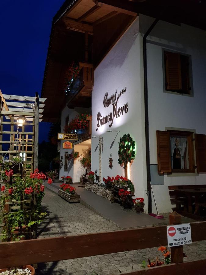 Garni Biancaneve Ruffre-Mendola Kültér fotó