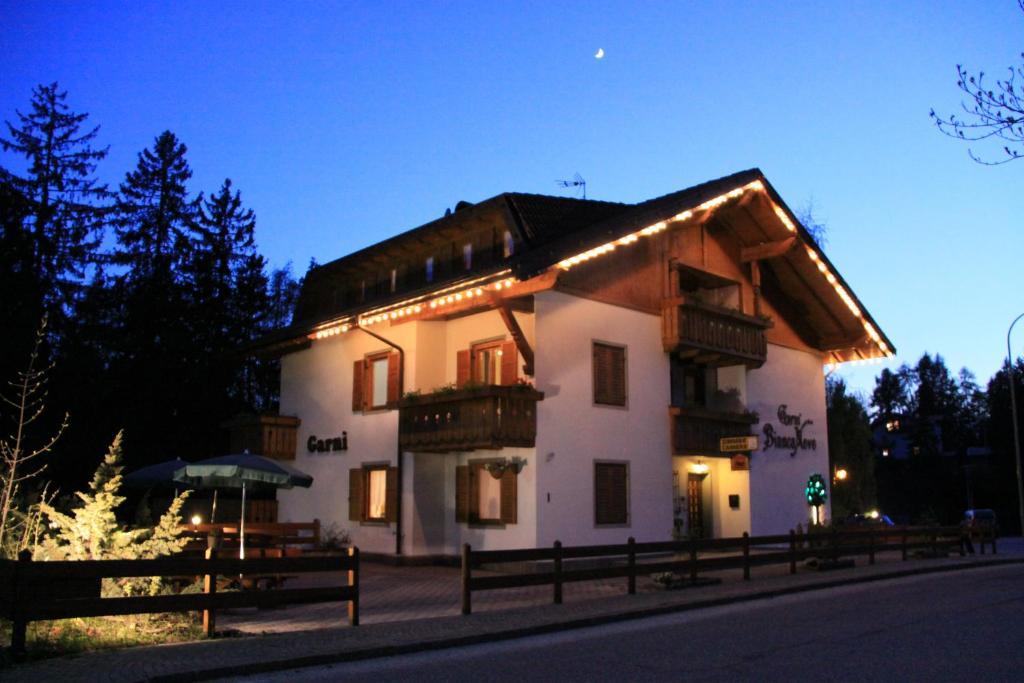 Garni Biancaneve Ruffre-Mendola Kültér fotó